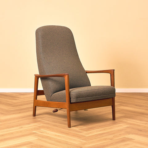 Folke Ohlsson Duxiesta Armchair for Ljungs Industrier