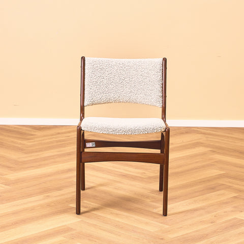 Danish dining chairs in walnut by Erik Buch for Anderstrup Møbelfabrik, model 89