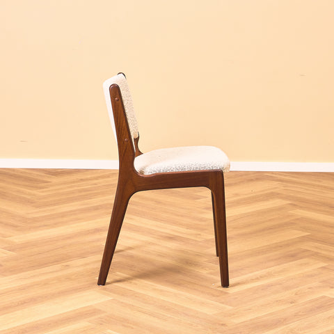 Danish dining chairs in walnut by Erik Buch for Anderstrup Møbelfabrik, model 89