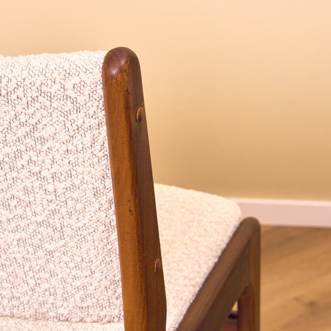 Danish dining chairs in walnut by Erik Buch for Anderstrup Møbelfabrik, model 89