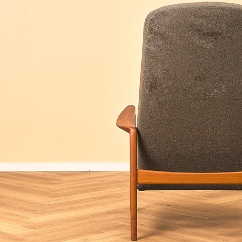 Folke Ohlsson Duxiesta Armchair for Ljungs Industrier
