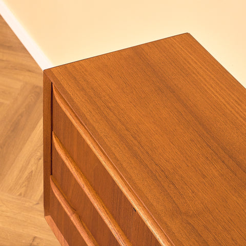 Danish chest of drawers in teak