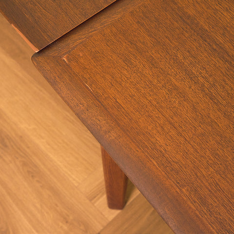 Danish dining table in teak