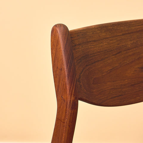 Danish dining chairs in teak by P.E. Jørgensen for Farsø Stolefabrik