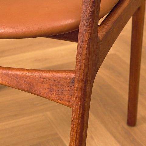 Danish dining chairs in teak by P.E. Jørgensen for Farsø Stolefabrik
