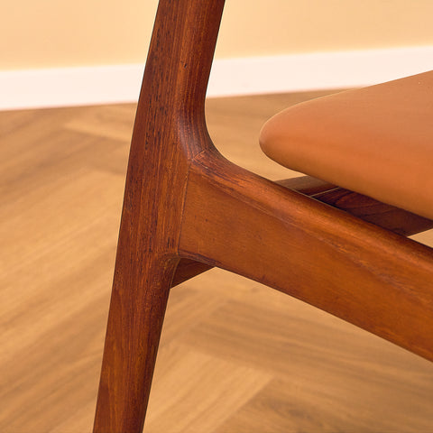 Danish dining chairs in teak by P.E. Jørgensen for Farsø Stolefabrik