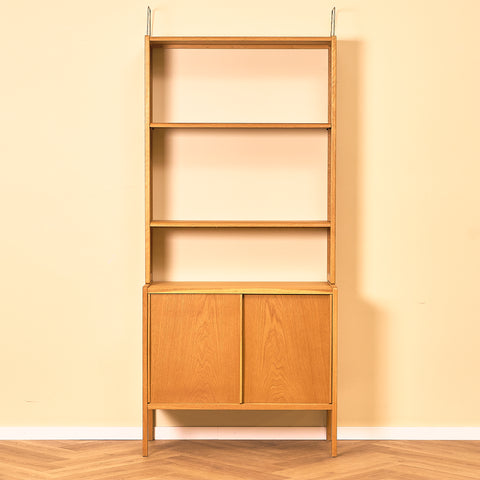 Swedish bookshelf in oak by Bertil Fridhagen for Bodafors