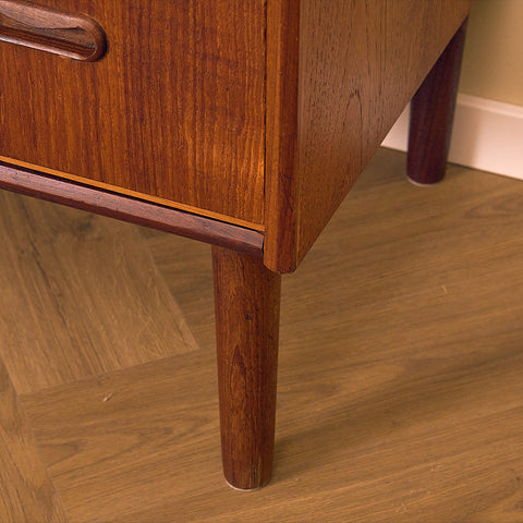 Danish chest of drawers in teak