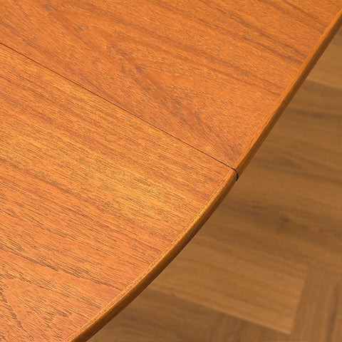 Danish round dining table in teak