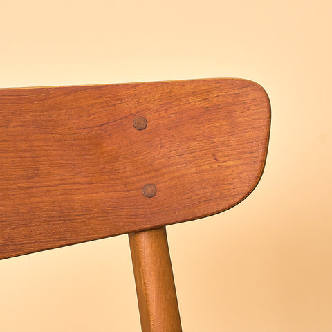 Danish dining chairs in teak and beech by Findahl Møbelfabrik, model 'Møsbol'