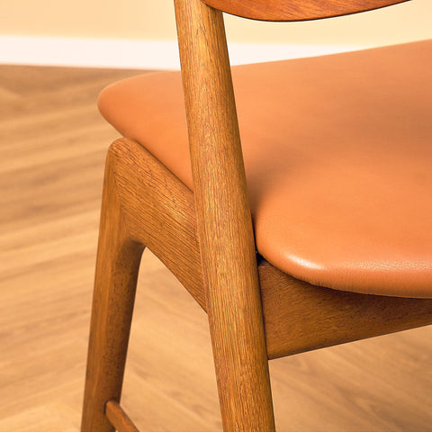 Danish dining chairs in teak and oak, model 32 by Kai Kristiansen for Korup Stolefabrik