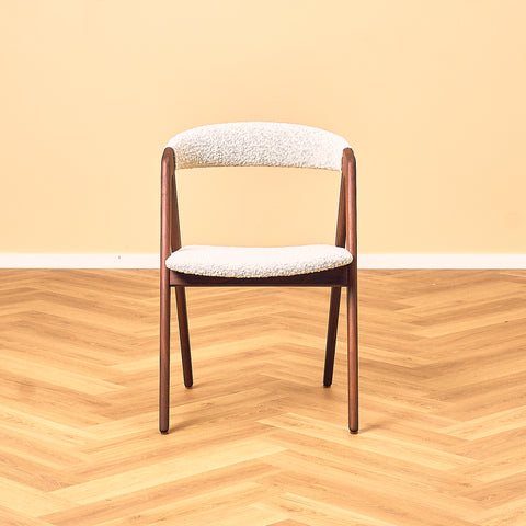 Danish set of 5 dining chairs in walnut by Sax Møbler