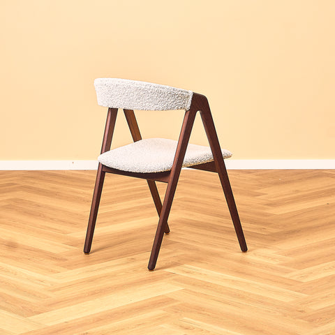Danish set of 5 dining chairs in walnut by Sax Møbler
