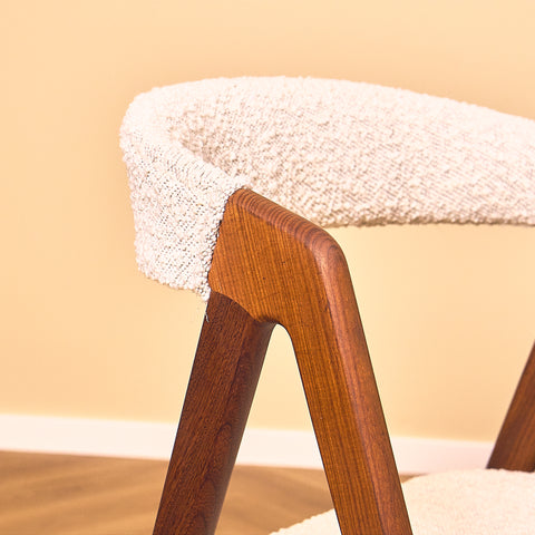 Danish set of 5 dining chairs in walnut by Sax Møbler