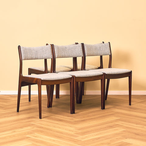Danish dining chairs in Santos rosewood by Johannes Andersen for Uldum Mobelfabrik