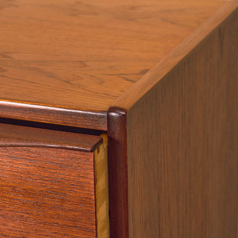 Danish chest of drawers in teak