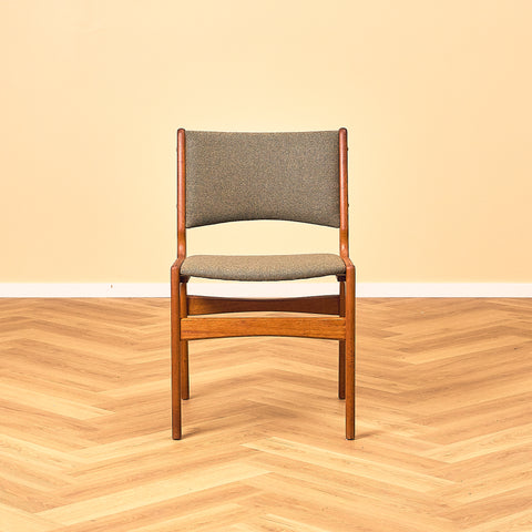 A rare set of Danish dining chairs in teak by Erik Buch for Anderstrup Møbelfabrik, model 89