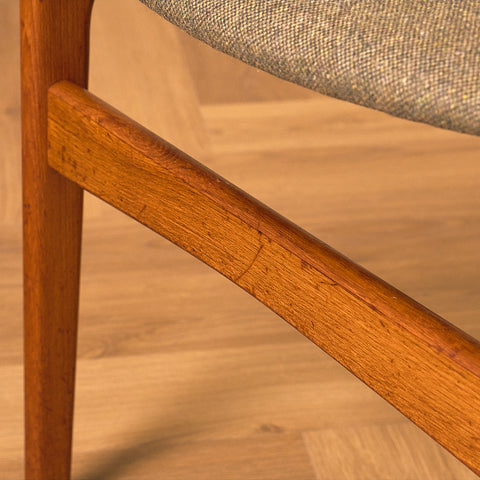 A rare set of Danish dining chairs in teak by Erik Buch for Anderstrup Møbelfabrik, model 89