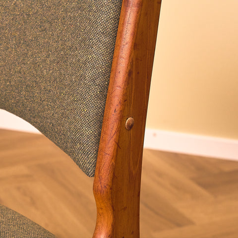 A rare set of Danish dining chairs in teak by Erik Buch for Anderstrup Møbelfabrik, model 89