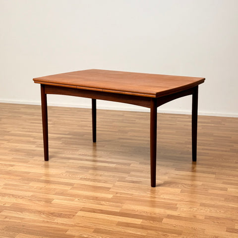Dining table in teak, 1950s-60s, Denmark - Beyo Vintage