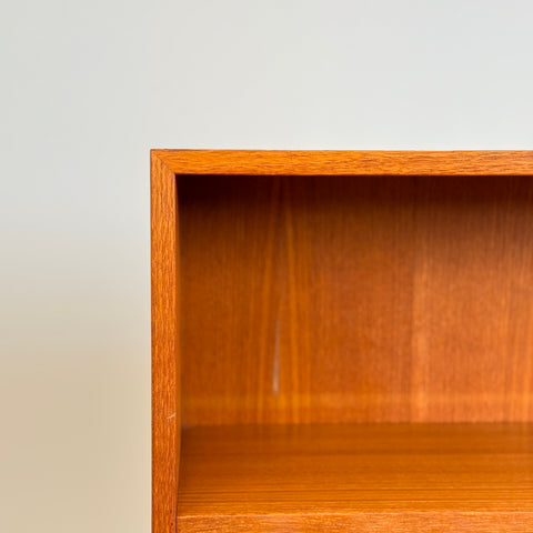 Small bookshelf in teak, Sweden, 1960s