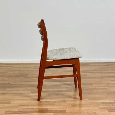 Dining chair in teak & beech