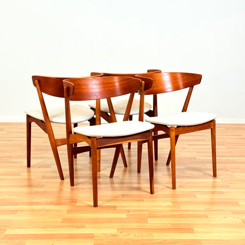 Danish dining chairs in teak & oak, No. 7 by Helge Sibast