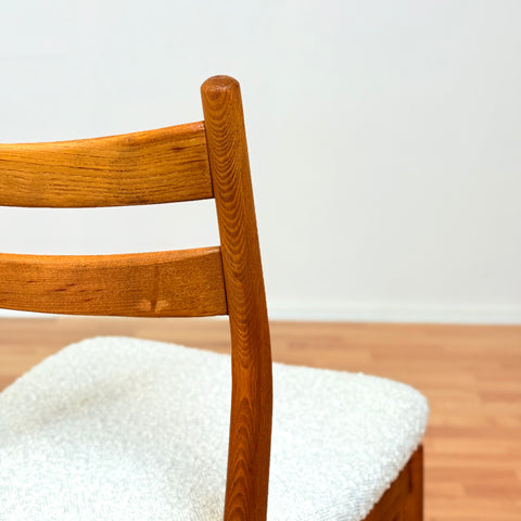 Swedish set of 4 dining chairs in oak