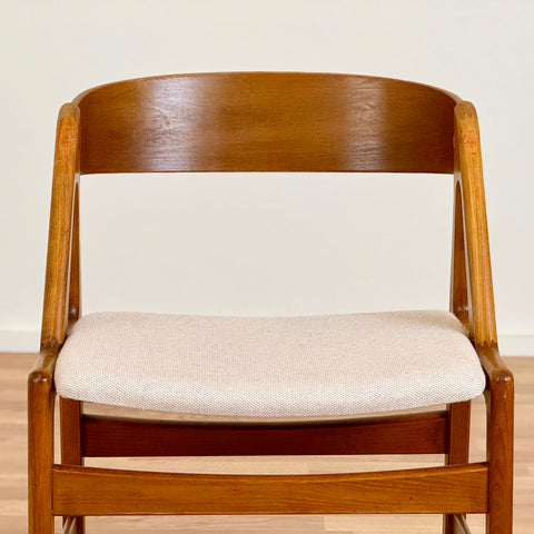 Single chair by Henning Kjaernulf