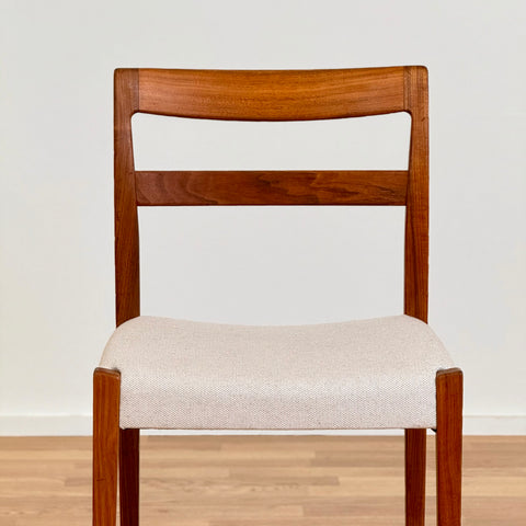 Single dining chair by Troeds