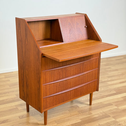 Mid Century Danish Teak Secretaire/ Make-Up Chest of Drawers, 1960s