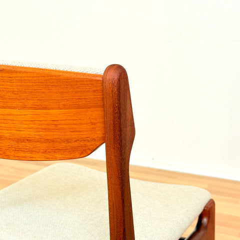 Danish dining chairs in teak by Erik Buch for Findahls Møbelfabrik