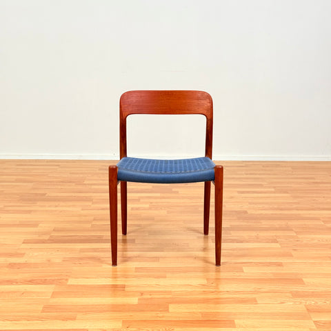 Danish set of 4 dining chairs in solid teak, 'model 75' by Niels O. Moller