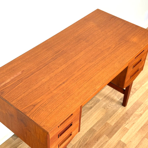 Writing desk in teak, 1950s-60s, Denmark - Beyo Vintage