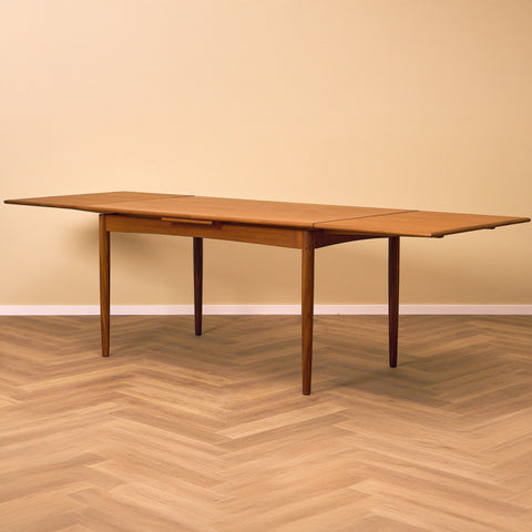 Danish rectangular dining table in teak