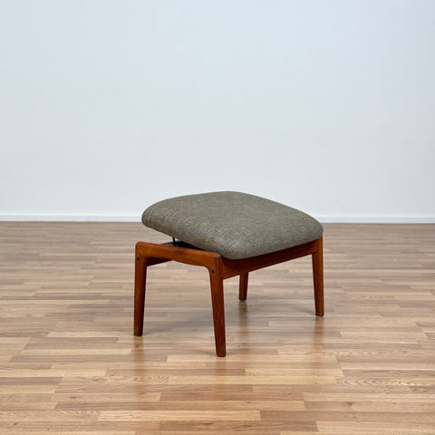 Armchair and stool in teak by Stokke Møbelfabrikk, 1950s-60s, Norway - Beyo Vintage