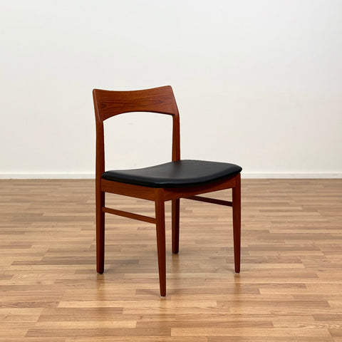 Set of 6 dining chairs in teak by Henning Kjaernulf. A for Vejle Stolefabrik, 1950s-60s, Denmark - Beyo Vintage