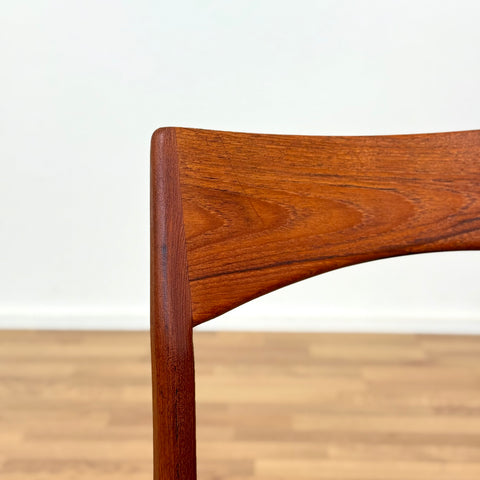 Set of 6 dining chairs in teak by Henning Kjaernulf. A for Vejle Stolefabrik, 1950s-60s, Denmark - Beyo Vintage