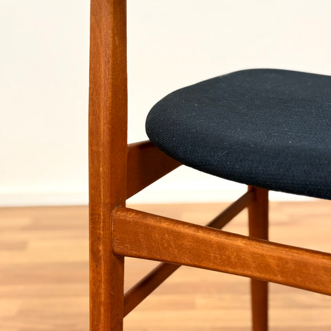 Danish set of 6 dining chairs 'model 206' by Thomas Harlev for Farstrup