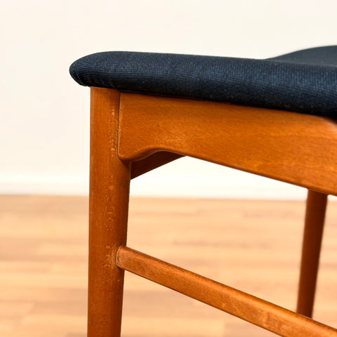Danish set of 6 dining chairs 'model 206' by Thomas Harlev for Farstrup
