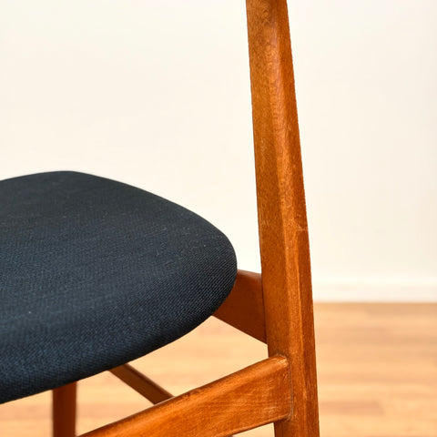 Danish set of 6 dining chairs 'model 206' by Thomas Harlev for Farstrup