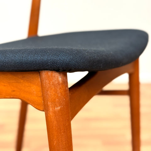 Danish set of 6 dining chairs 'model 206' by Thomas Harlev for Farstrup