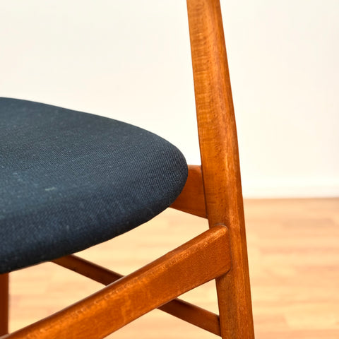 Danish set of 6 dining chairs 'model 206' by Thomas Harlev for Farstrup