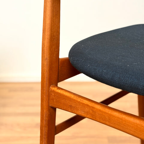 Danish set of 6 dining chairs 'model 206' by Thomas Harlev for Farstrup