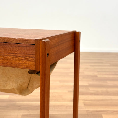Side table / Sewing table in teak, 1950s-60s, Denmark - Beyo Vintage