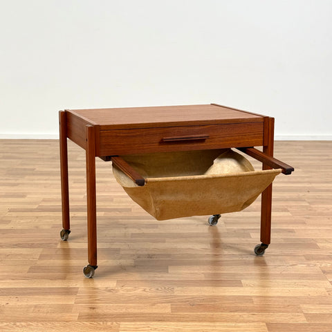 Side table / Sewing table in teak, 1950s-60s, Denmark - Beyo Vintage
