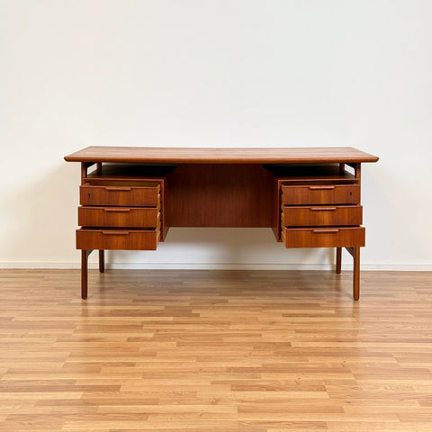Writing desk "Model 75" in teak by Gunni Omann for Omann Jun A/S, 1960s-70s, Denmark - Beyo Vintage