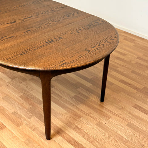 Dining table in oak by Henry Kjærnulf for Sorø møbelfabrik, 1950s-60s, Denmark