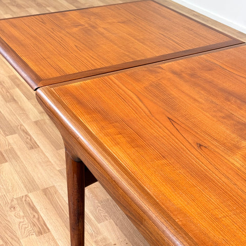 Dining table in teak by Johannes Andersen for Uldum Møbelfabrik, 1950s-60s, Denmark - Beyo Vintage