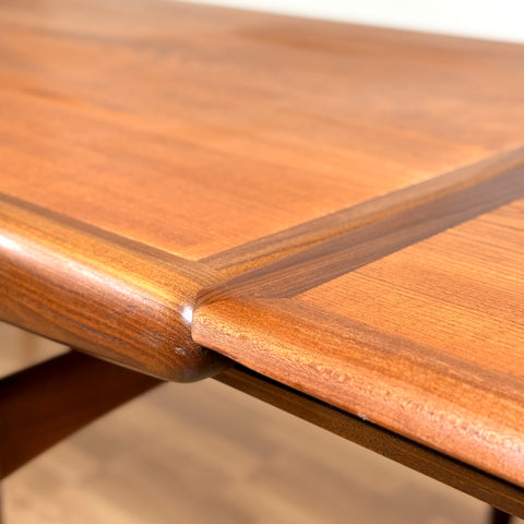 Dining table in teak by Johannes Andersen for Uldum Møbelfabrik, 1950s-60s, Denmark - Beyo Vintage